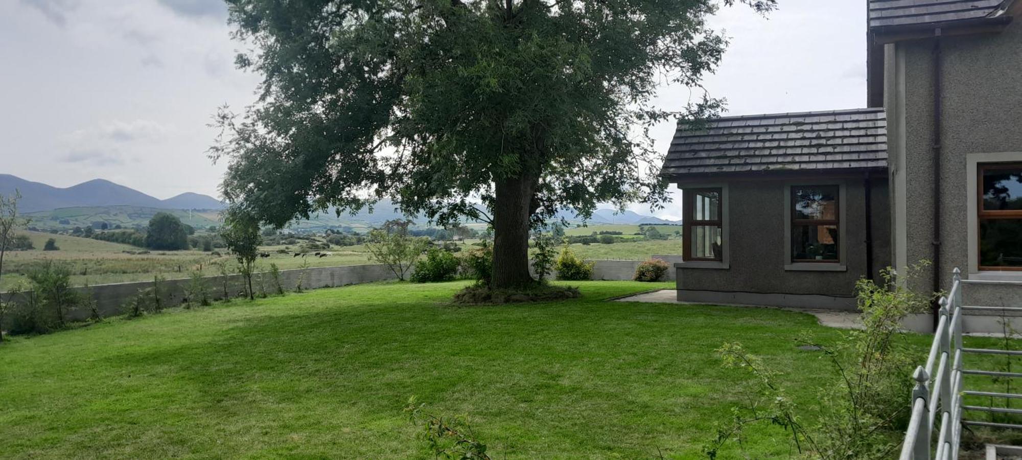 Oaktree Manor Villa Castlewellan Exterior photo