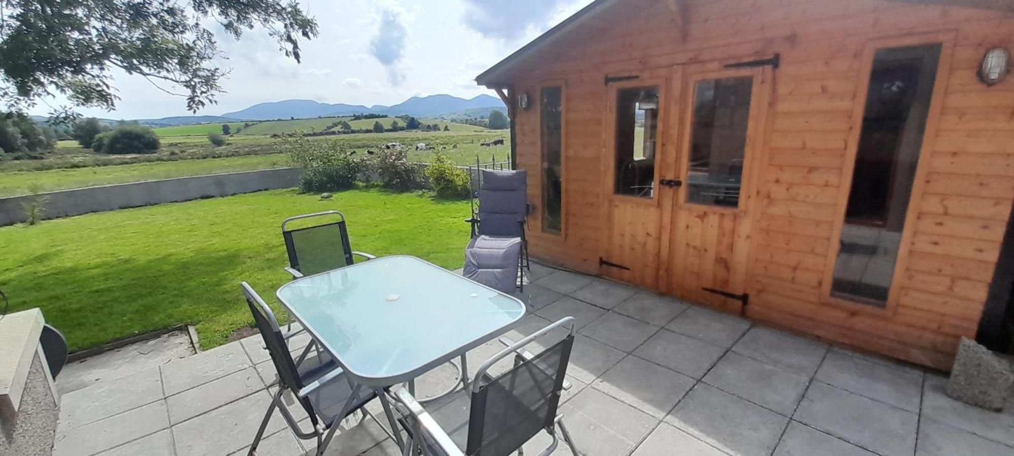 Oaktree Manor Villa Castlewellan Exterior photo